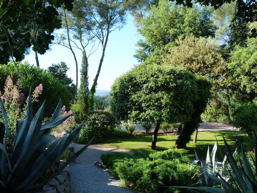 Le Mas du Péré La Motte Chambre photo